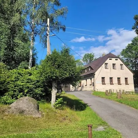 Chata Na Cvicence Tanvald Exterior photo